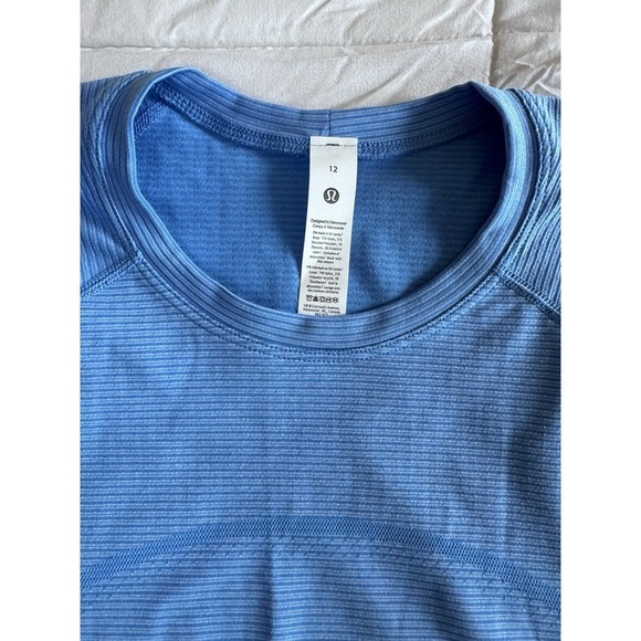 New Lululemon Women Size 12 Swiftly Tech Cropped Short Sleeve 2.0 Strip Blue - Picture 3 of 10